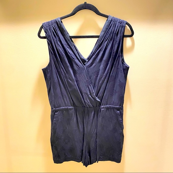Ann Taylor navy blue romper - Picture 1 of 4